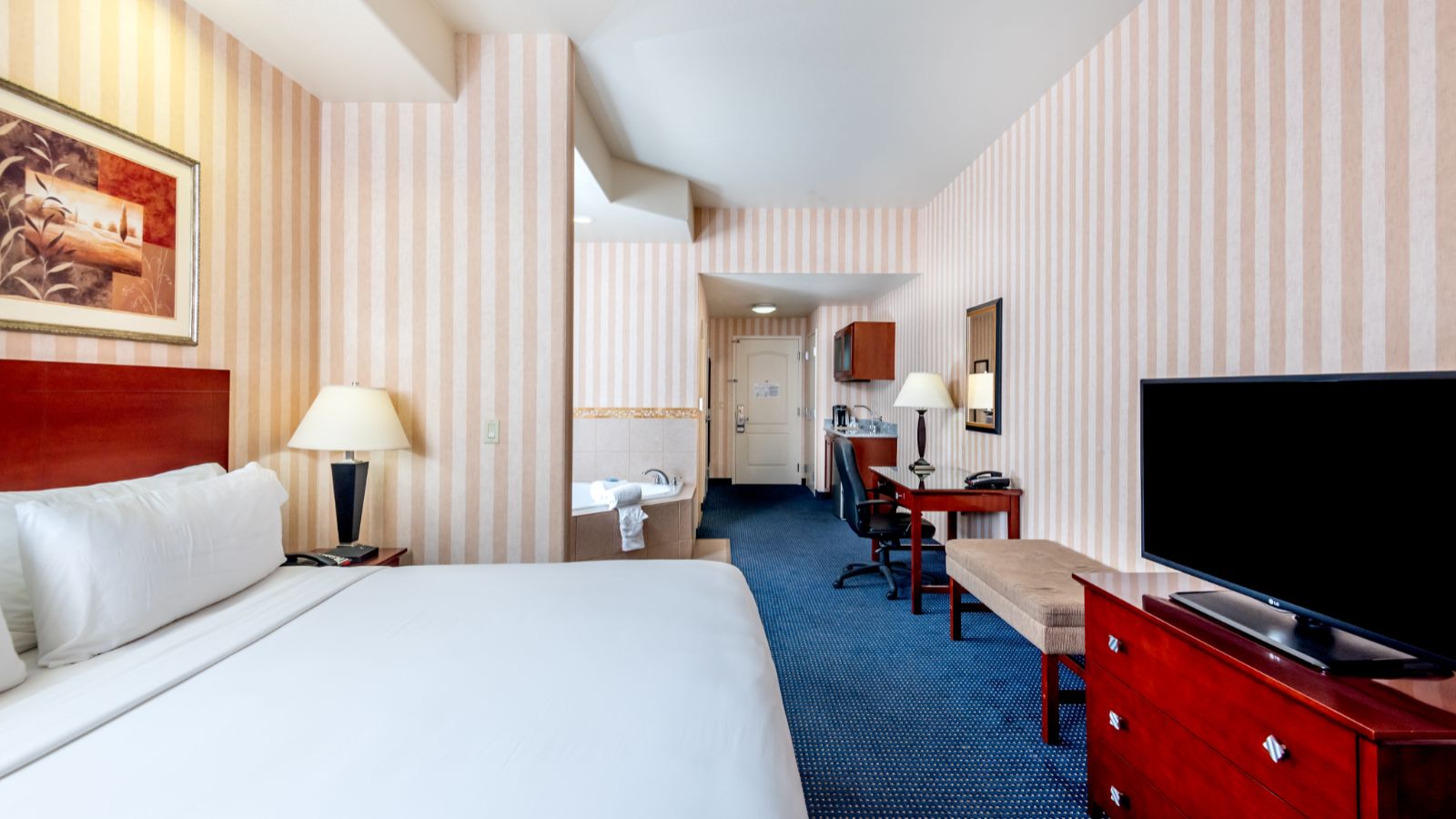 Lathrop CA Hotel rooms, suites